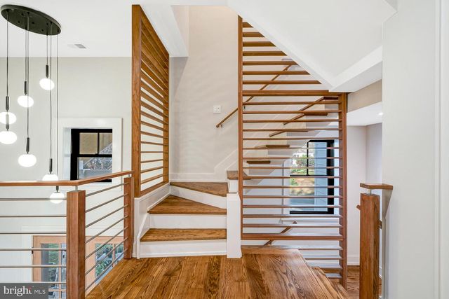 5921 CHESTERBROOK RD, Mclean, VA 22101