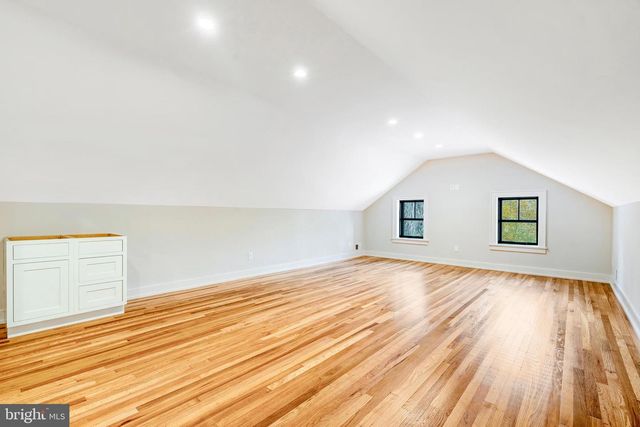 5921 CHESTERBROOK RD, Mclean, VA 22101