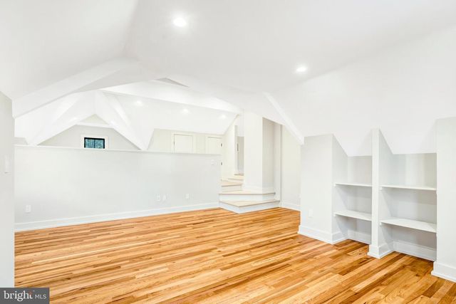 5921 CHESTERBROOK RD, Mclean, VA 22101