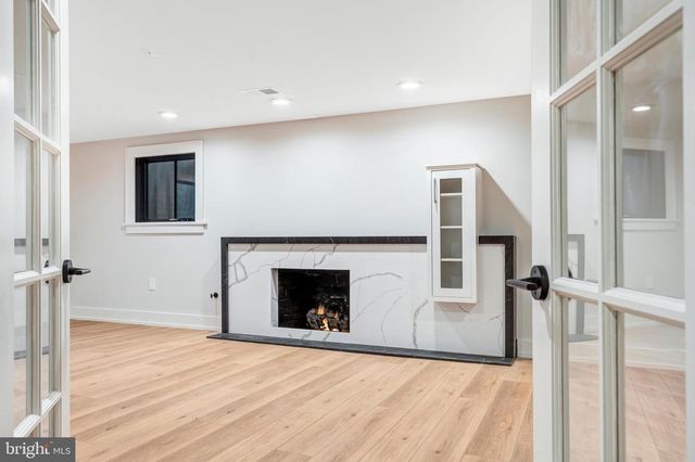 5921 CHESTERBROOK RD, Mclean, VA 22101