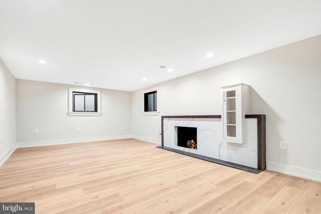 5921 CHESTERBROOK RD, Mclean, VA 22101