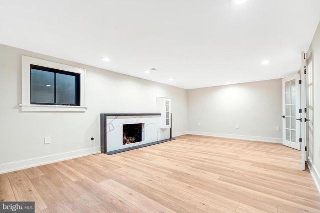 5921 CHESTERBROOK RD, Mclean, VA 22101