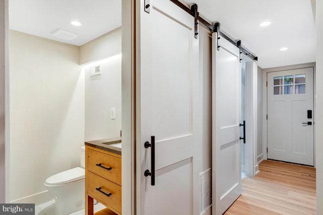 5921 CHESTERBROOK RD, Mclean, VA 22101