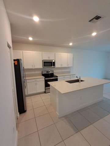 4657 Meyerson Place, Lake Worth, FL 33463