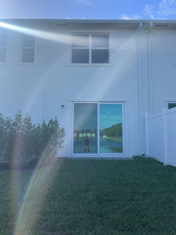 4657 Meyerson Place, Lake Worth, FL 33463