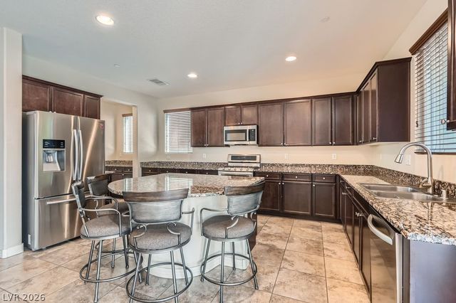 1153 Bear Head Street, Henderson, NV 89011