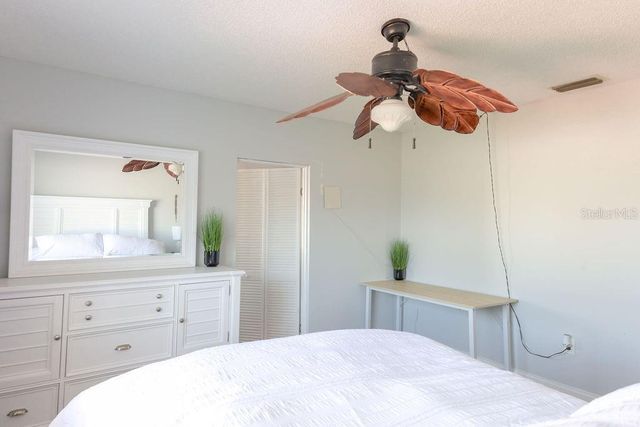 4734 RIDGE POINT DRIVE, Tampa, FL 33624