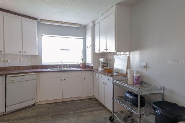 4734 RIDGE POINT DRIVE, Tampa, FL 33624