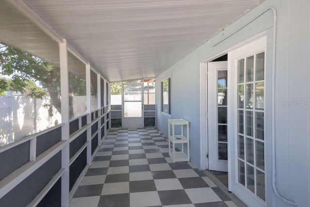 4734 RIDGE POINT DRIVE, Tampa, FL 33624