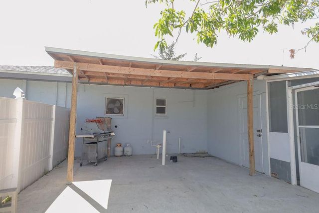 4734 RIDGE POINT DRIVE, Tampa, FL 33624