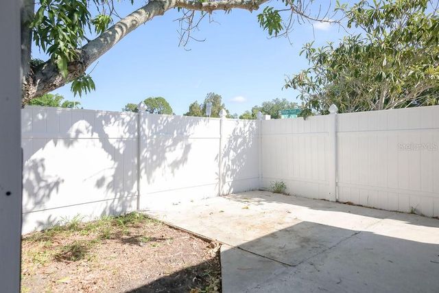 4734 RIDGE POINT DRIVE, Tampa, FL 33624