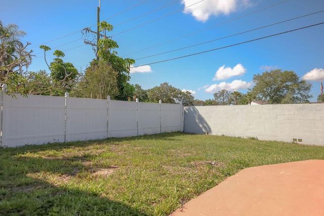 4734 RIDGE POINT DRIVE, Tampa, FL 33624