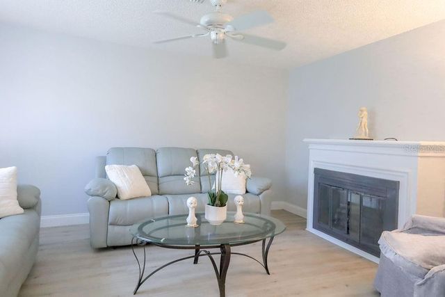 4734 RIDGE POINT DRIVE, Tampa, FL 33624