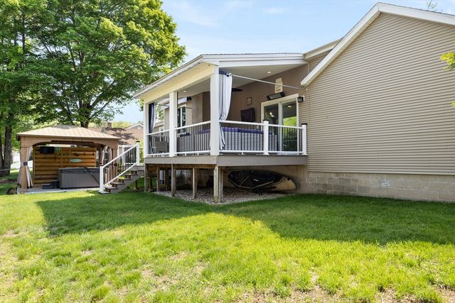 67 Robak Drive, Chicopee, MA 01020