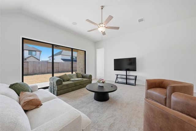 410 Sunlight Rise Road, Richmond, TX 77406