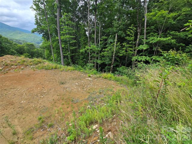 52 Lantern Ridge, Maggie Valley, NC 28751
