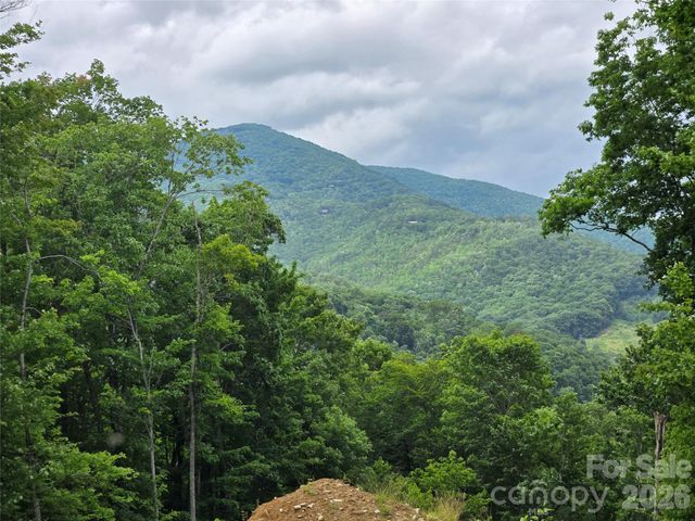 52 Lantern Ridge, Maggie Valley, NC 28751