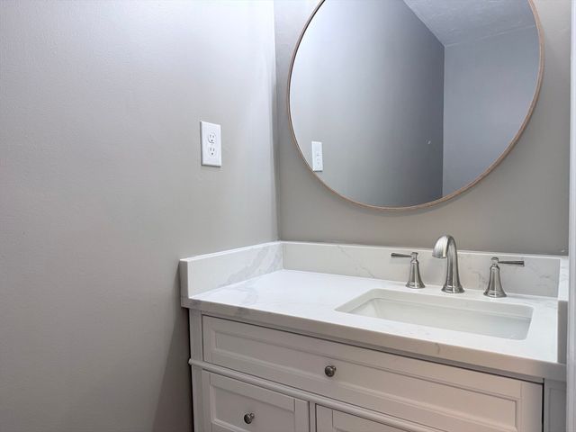 31 Bellwood Cir 31, Bellingham, MA 02019