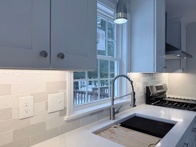 31 Bellwood Cir 31, Bellingham, MA 02019