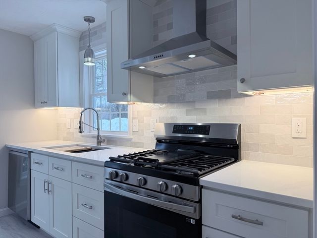 31 Bellwood Cir 31, Bellingham, MA 02019