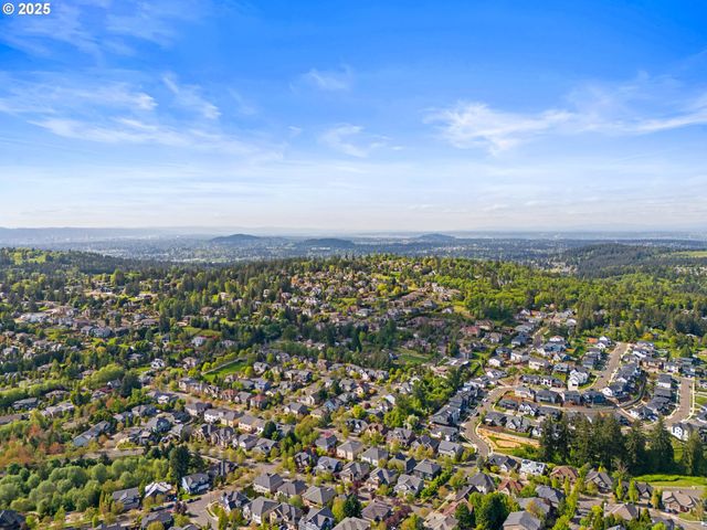 9540 Se SPYGLASS Dr, Happy Valley, OR 97086