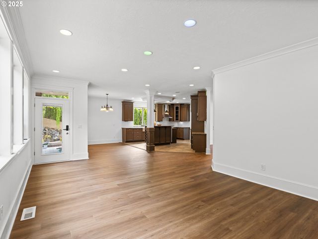 9540 Se SPYGLASS Dr, Happy Valley, OR 97086