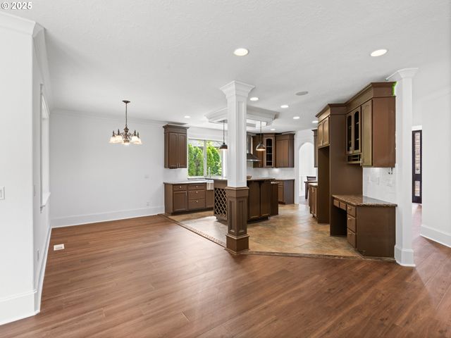 9540 Se SPYGLASS Dr, Happy Valley, OR 97086