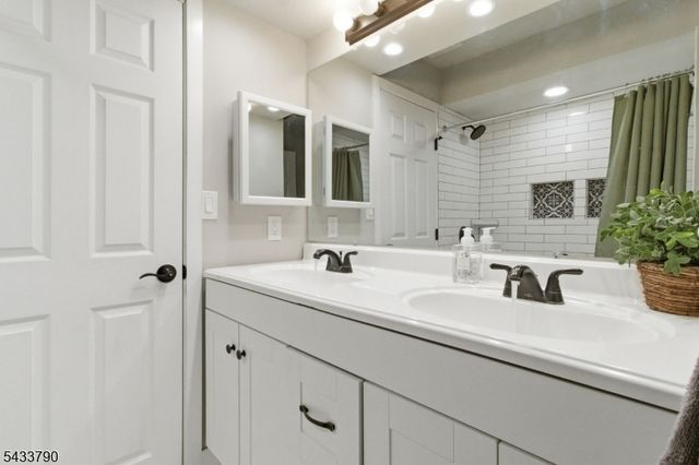 88 Mine Hill Rd, Oxford Twp., NJ 07863