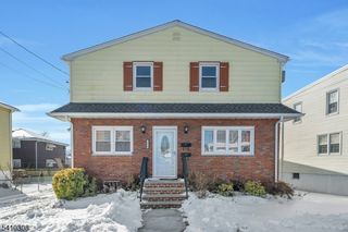 648 Milton Ave, Lyndhurst Twp., NJ 07071