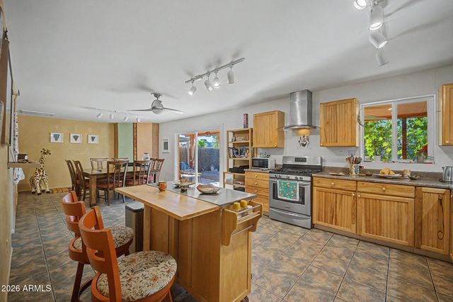 8243 E Monte Vista Road, Scottsdale, AZ 85257