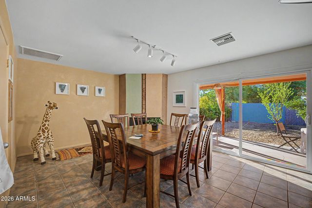 8243 E Monte Vista Road, Scottsdale, AZ 85257