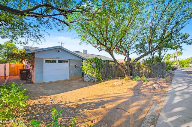 8243 E Monte Vista Road, Scottsdale, AZ 85257
