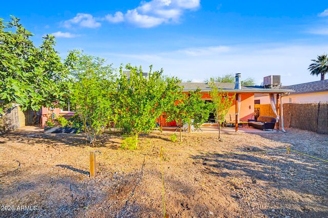 8243 E Monte Vista Road, Scottsdale, AZ 85257