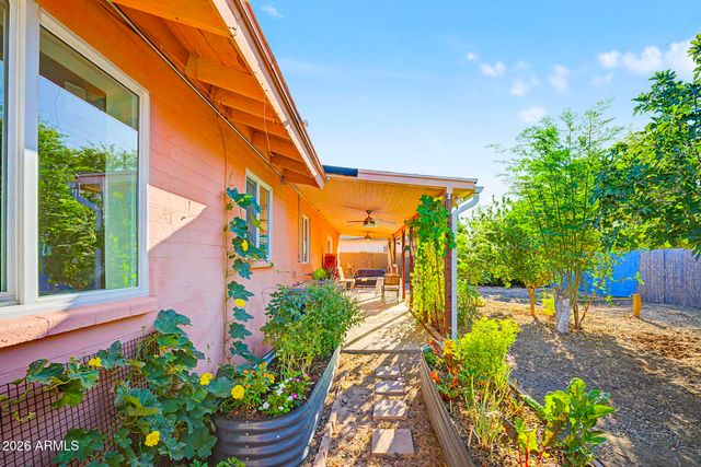 8243 E Monte Vista Road, Scottsdale, AZ 85257