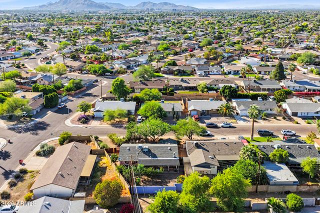 8243 E Monte Vista Road, Scottsdale, AZ 85257