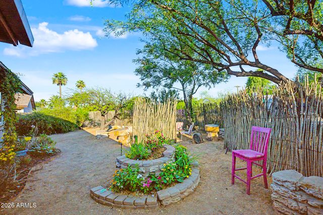 8243 E Monte Vista Road, Scottsdale, AZ 85257