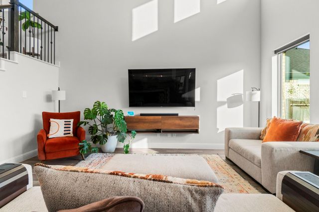 14542 Clementine Hall Drive, Conroe, TX 77302