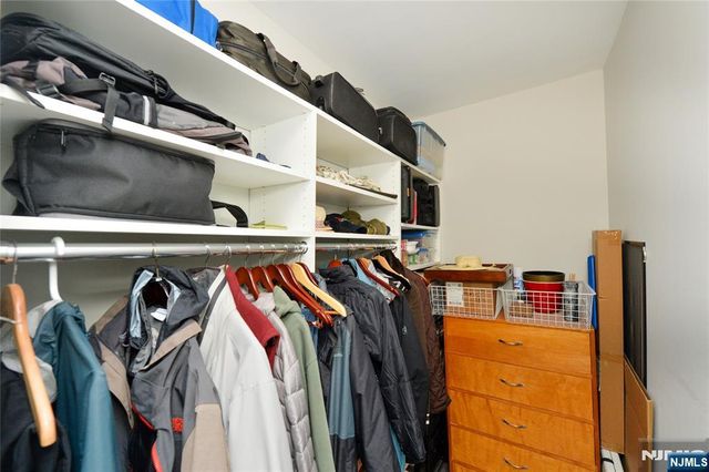 100 Carlyle Drive 14G-NORTH, Cliffside Park, NJ 07010