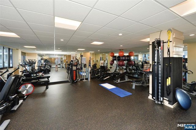 100 Carlyle Drive 14G-NORTH, Cliffside Park, NJ 07010