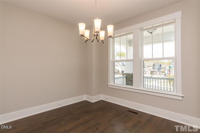 14 Tarwick Avenue, Chapel Hill, NC 27516