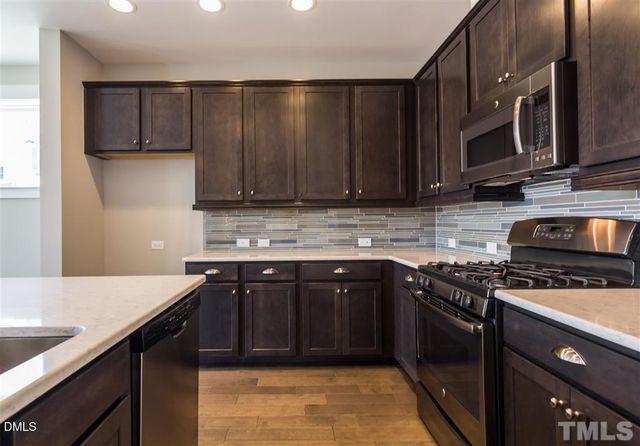 14 Tarwick Avenue, Chapel Hill, NC 27516