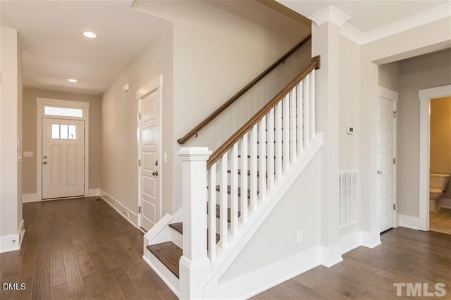 14 Tarwick Avenue, Chapel Hill, NC 27516