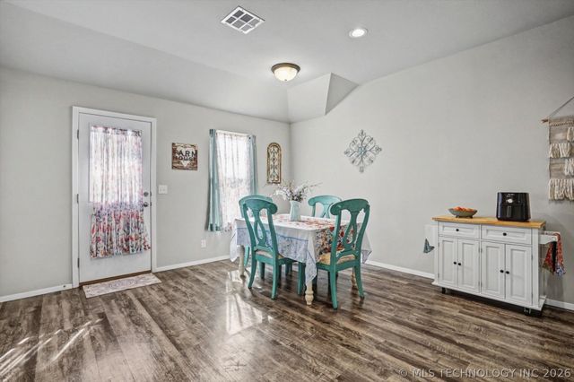 1313 E Toledo Street, Broken Arrow, OK 74012