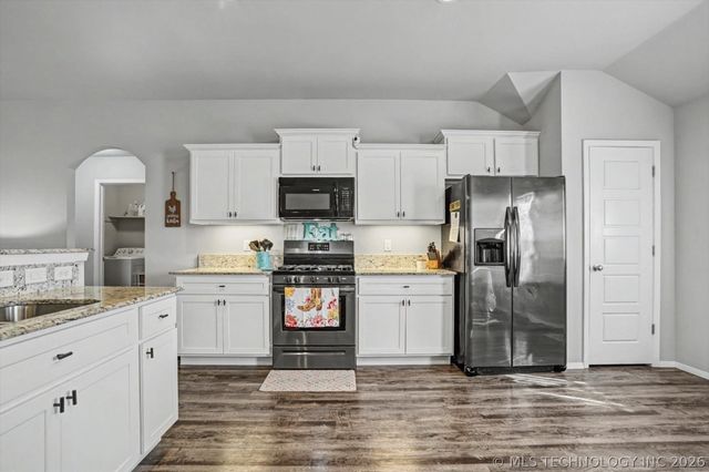 1313 E Toledo Street, Broken Arrow, OK 74012