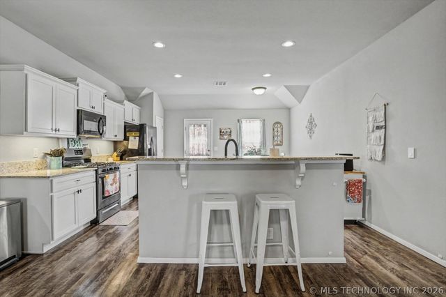 1313 E Toledo Street, Broken Arrow, OK 74012