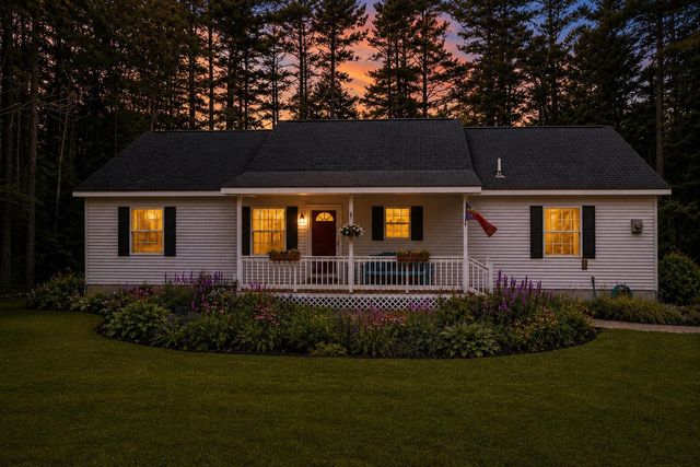 5 Birch Lane, Tuftonboro, NH 03816