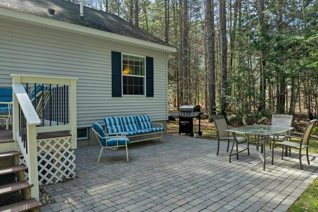 5 Birch Lane, Tuftonboro, NH 03816