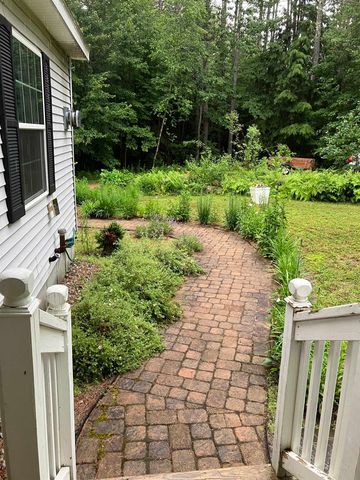 5 Birch Lane, Tuftonboro, NH 03816