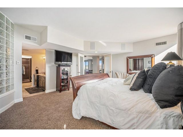 1020 15th St 42C, Denver, CO 80202