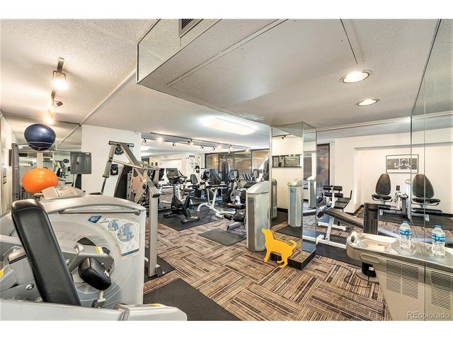 1020 15th St 42C, Denver, CO 80202